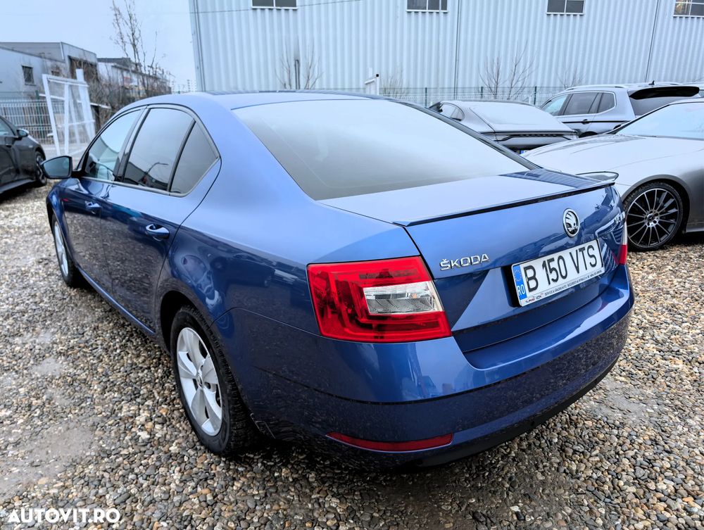 Skoda Octavia 1.5 TSI DSG Style - 8