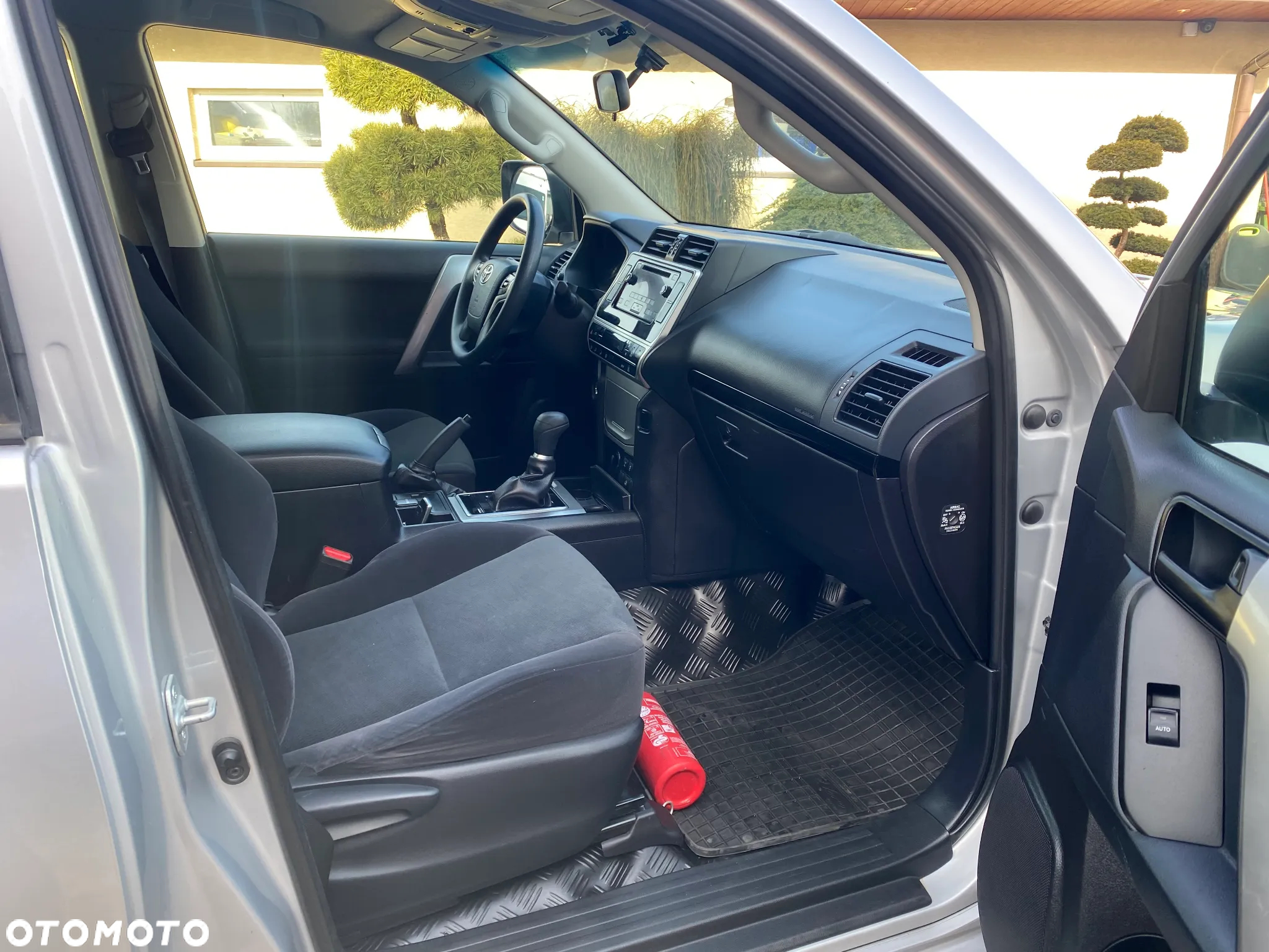 Toyota Land Cruiser LC 2.8 D-4D Entry - 10