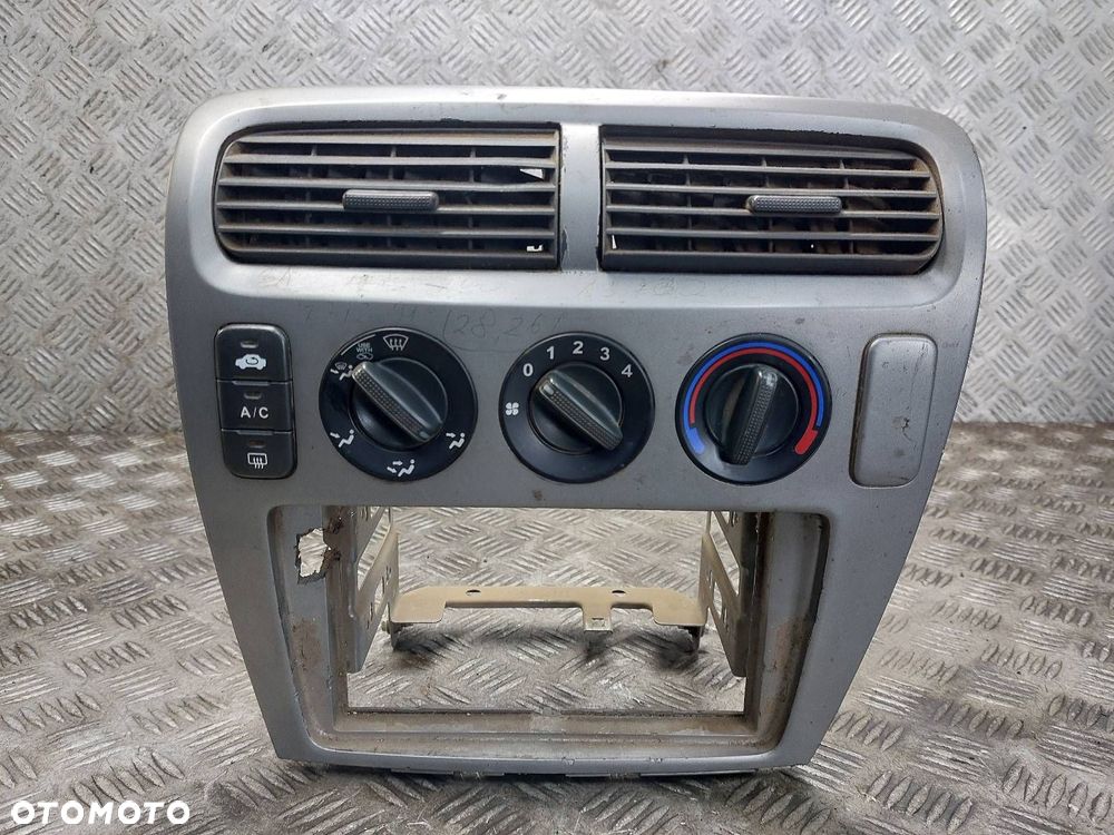PANEL NAWIEWU KONSOLA ŚRODKOWA RAMKA HONDA CIVIC VII HB 79500-S6D-G023-M1 - 1