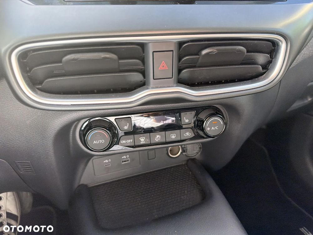 Nissan Juke 1.0 DIG-T Acenta DCT - 21