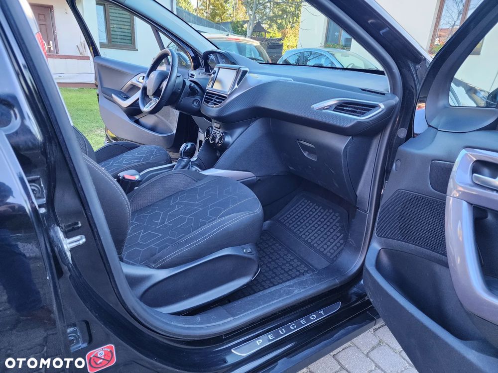 Peugeot 2008 - 9