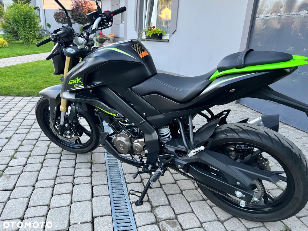 QJMOTOR SRK 125S - 17
