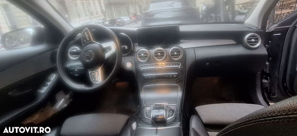 Mercedes-Benz C - 4