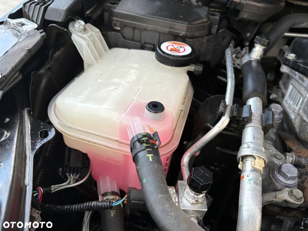 Toyota Corolla 1.8 Hybrid Comfort - 18