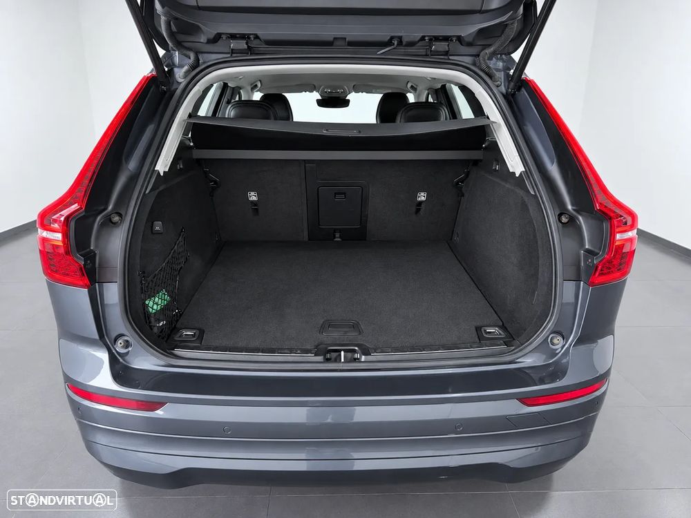 Volvo XC 60 2.0 B4 Momentum - 45