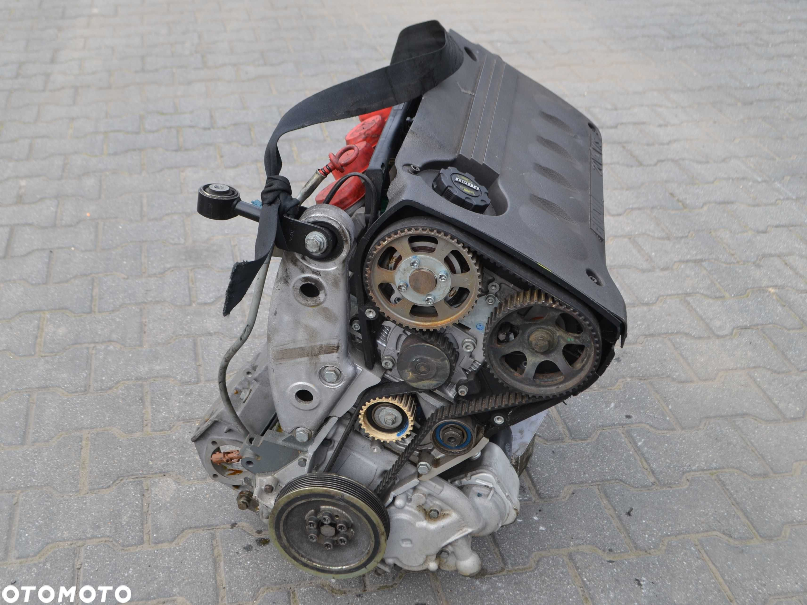 Silnik FIAT Coupe 2.0 20V R5  182B3000  114000km - 4