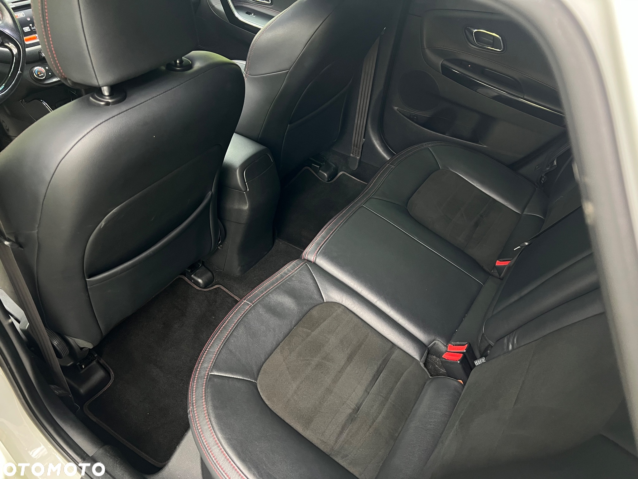 Kia Ceed Cee'd 1.6 T-GDI GT XL - 16