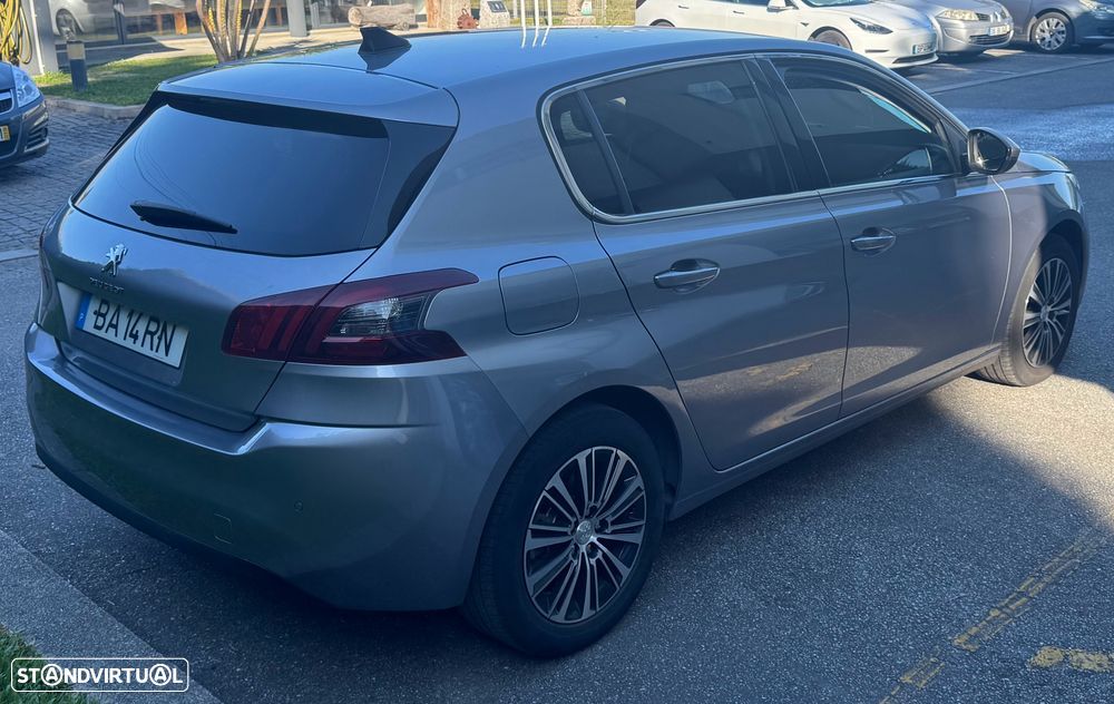 Peugeot 308 - 2