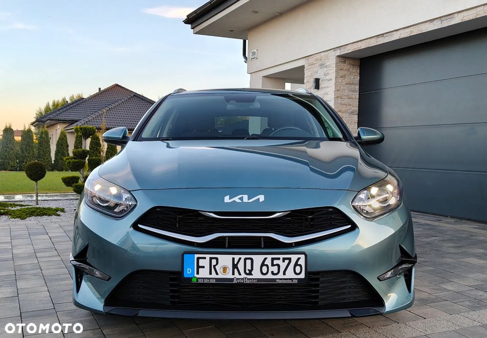 Kia Ceed ver-1-6-crdi-mhev-business-line - 3