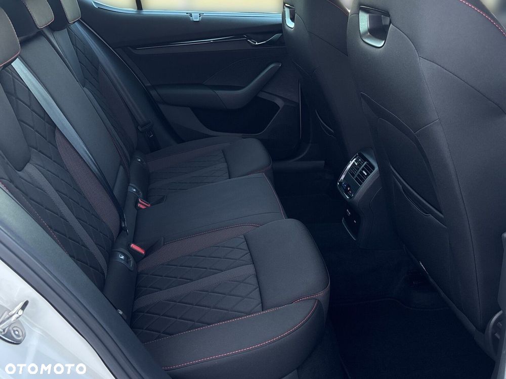 Skoda Octavia 2.0 TDI 4x4 RS DSG - 10