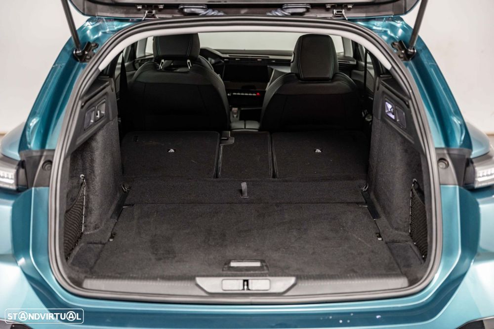 Peugeot 308 SW 1.2 PureTech Allure EAT8 - 29