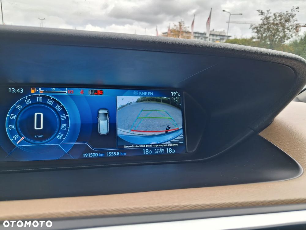 Citroën C4 Grand Picasso 1.6 e-HDi Intensive - 22