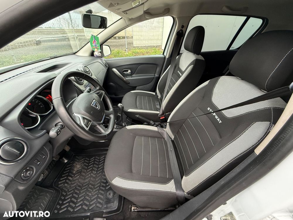 Dacia Sandero Stepway TCe 90 (S&S) Prestige - 6
