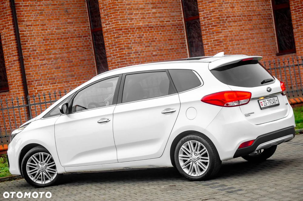 Kia Carens 1.7 CRDi Business Line 7os 7DCT - 13