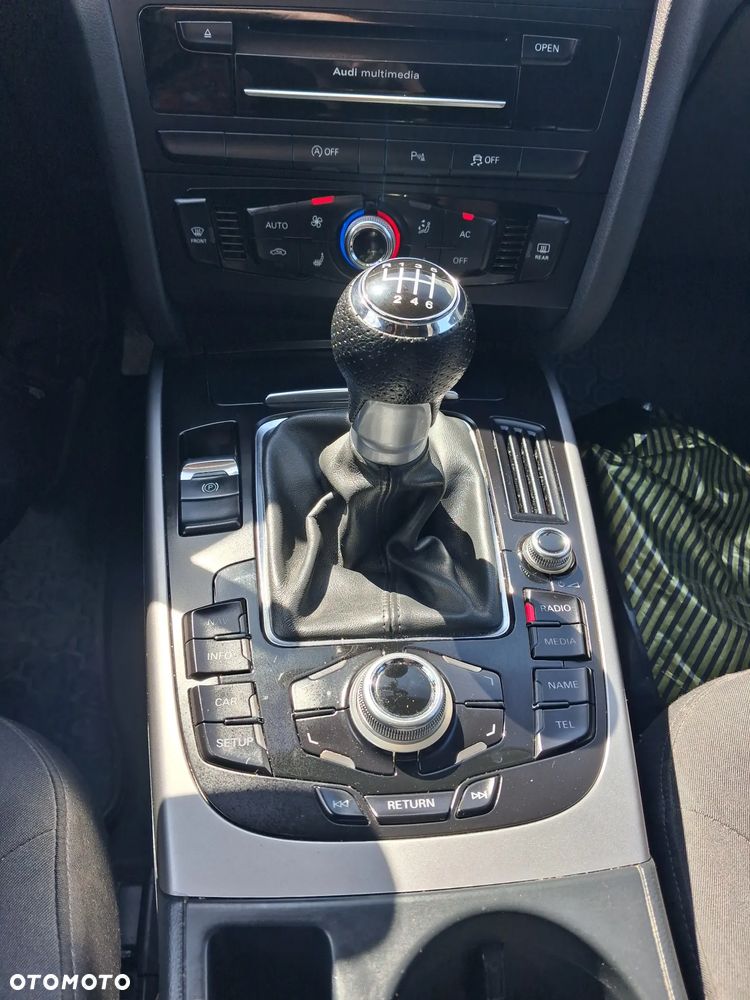 Audi A4 Avant 2.0 TDI - 9