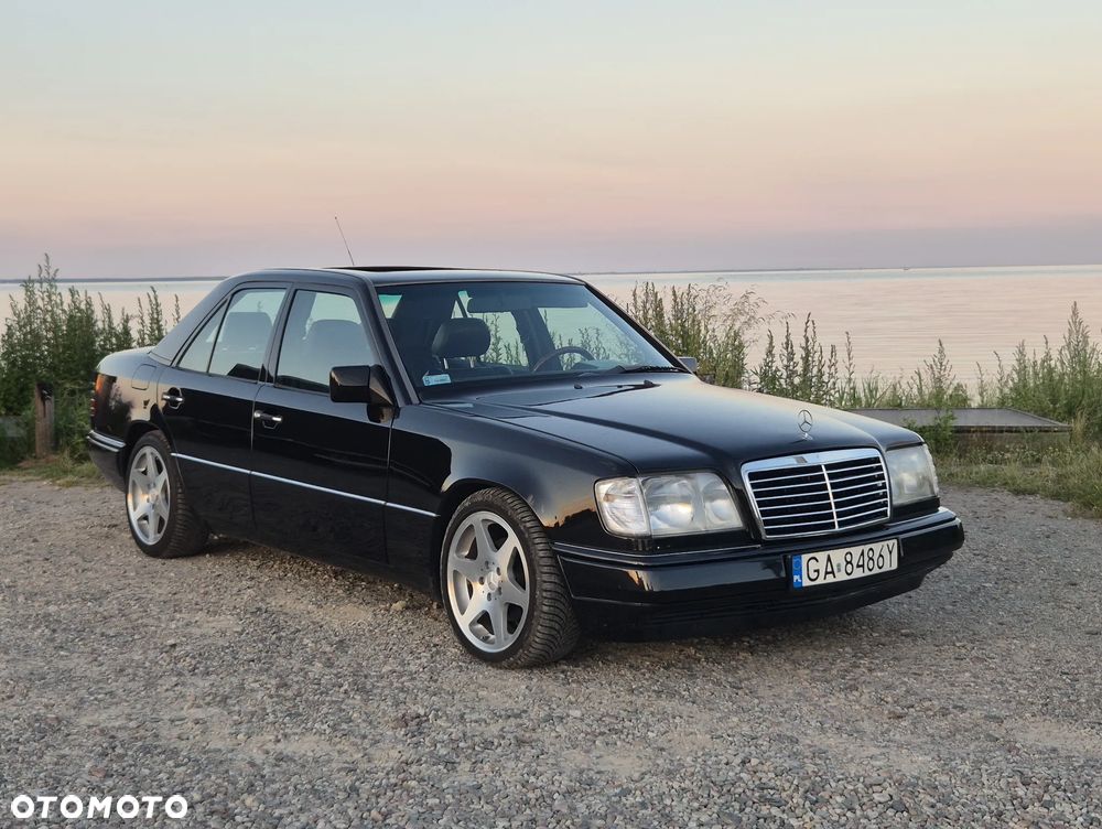 Mercedes-Benz Klasa E - 2