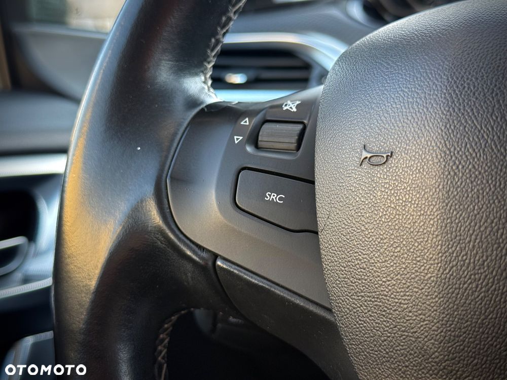 Peugeot 2008 PureTech 110 Stop&Start Allure - 28