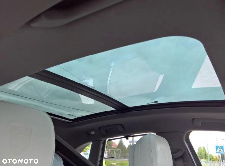 Porsche Macan Standard - 4