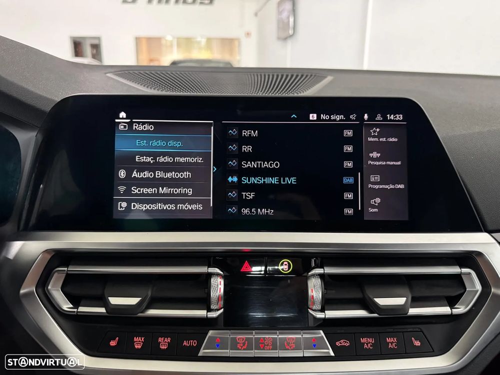 BMW 330 e Touring Pack M Auto - 22