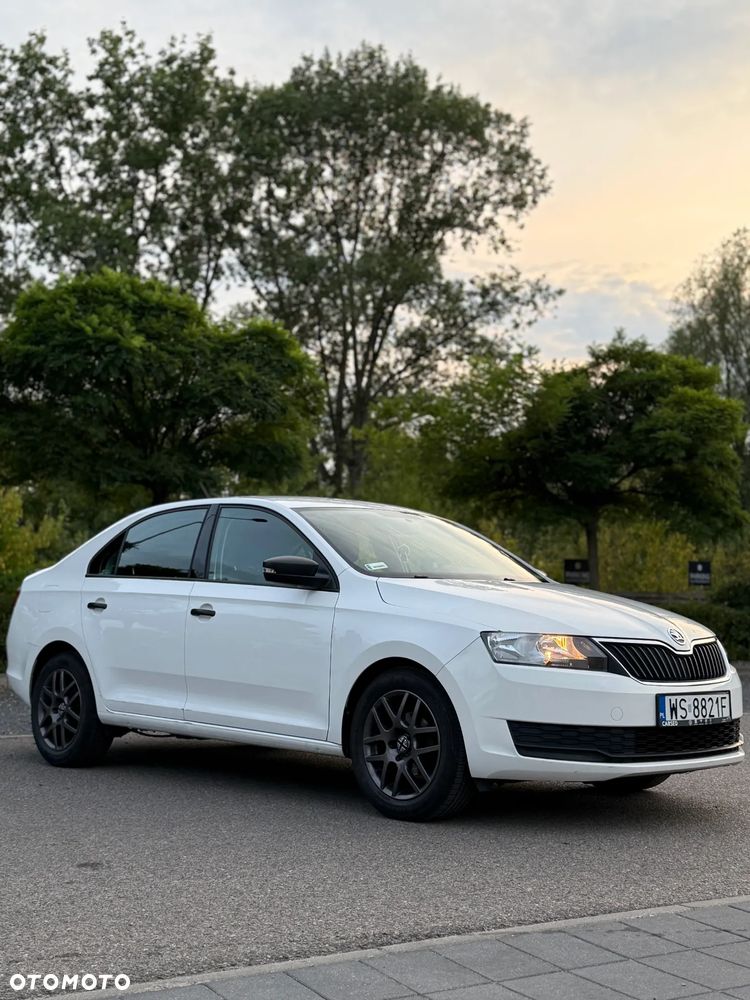 Skoda RAPID 1.0 TSI Active - 23
