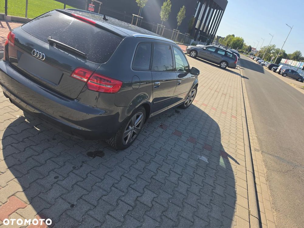 Audi A3 Sportback 2.0 TDI DPF Ambiente - 8
