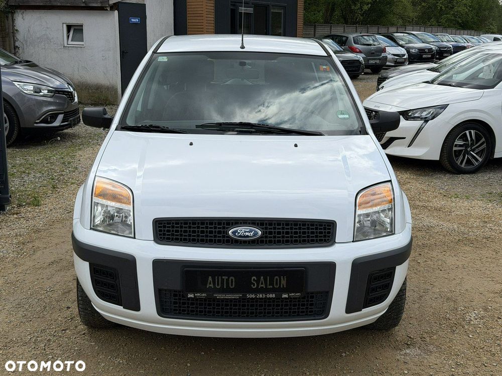 Ford Fusion - 5