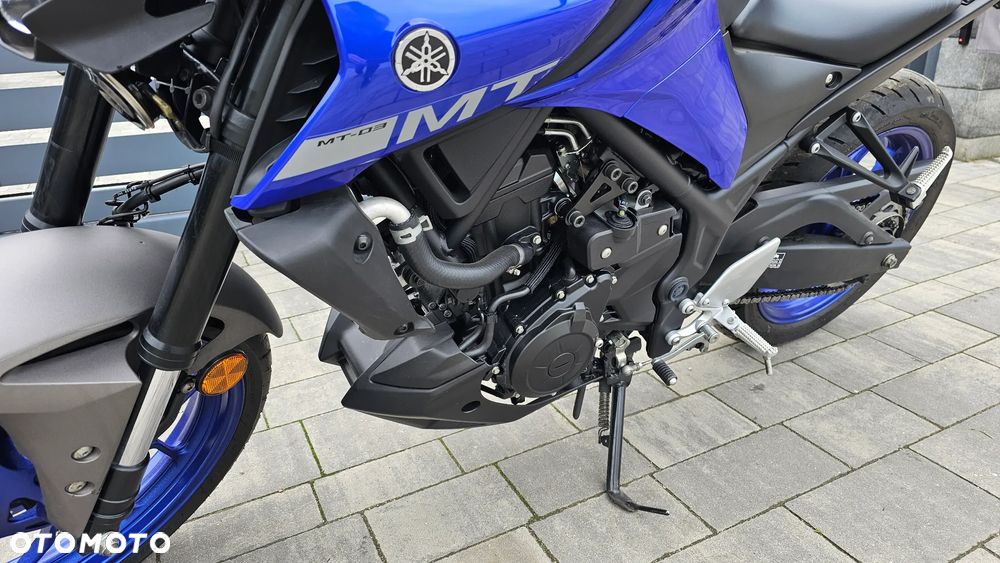 Yamaha MT - 12