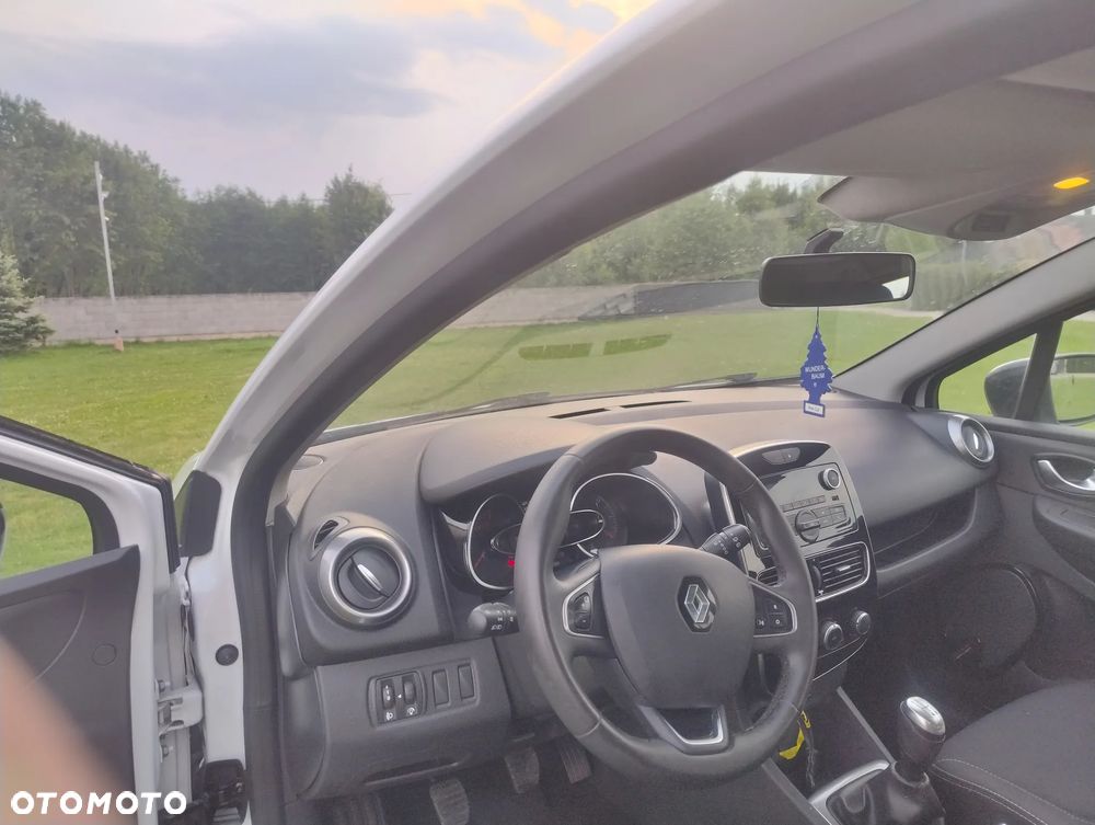Renault Clio 1.2 16V Limited - 9