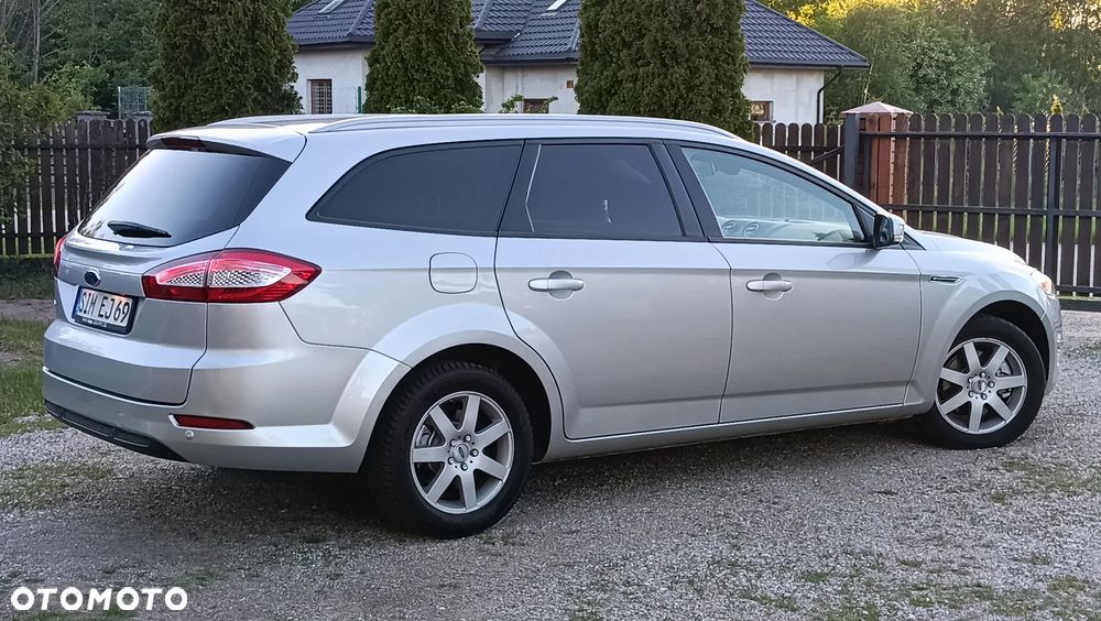 Ford Mondeo 2.0 TDCi Ambiente - 17