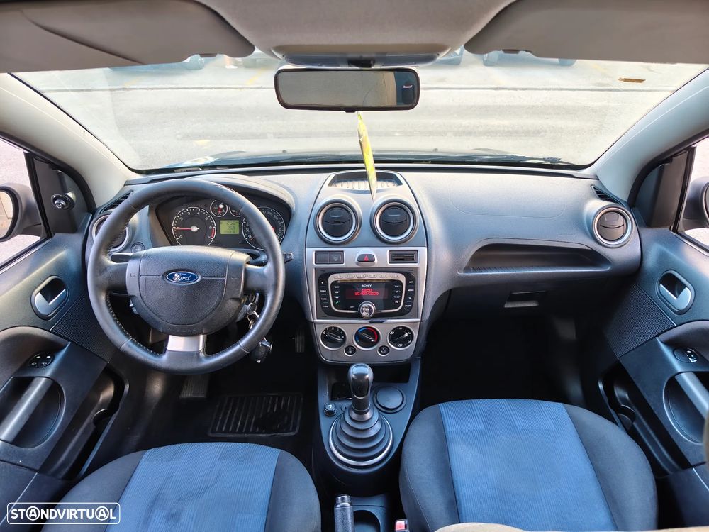 Ford Fiesta 1.25 Trend - 9