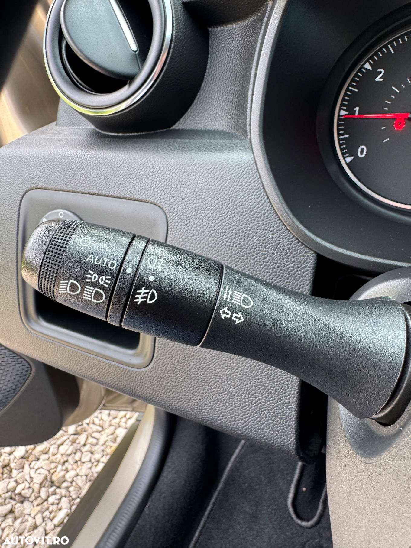 Dacia Duster dCi 110 2WD Prestige - 14