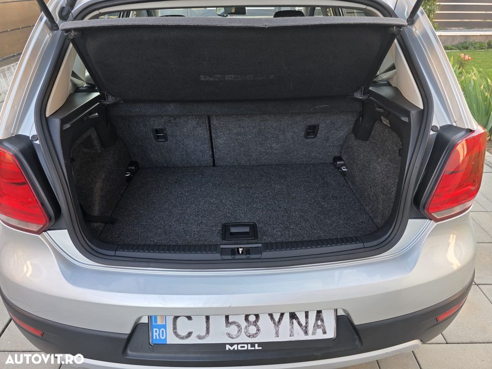 Volkswagen Polo - 4