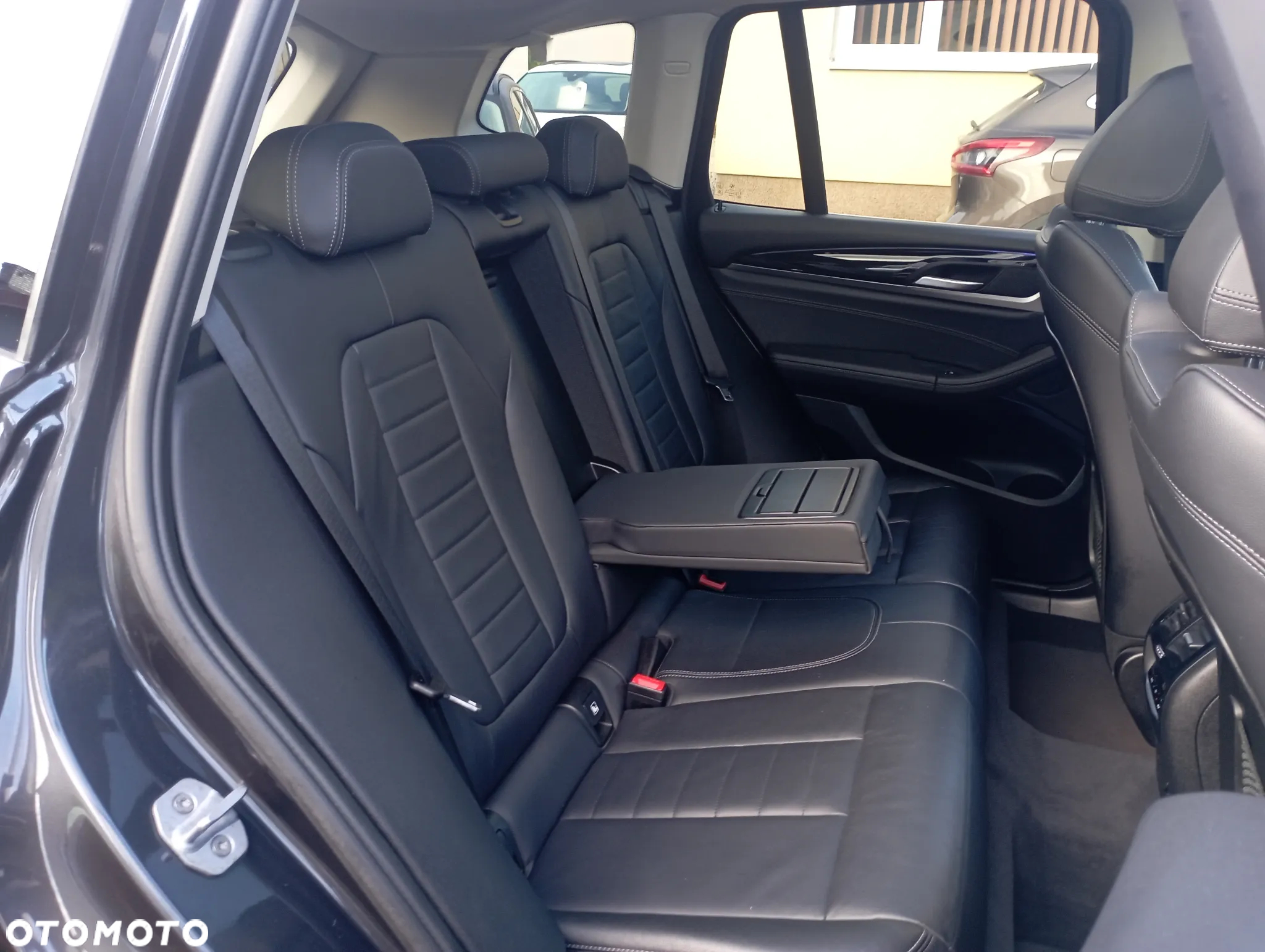 BMW X3 - 11