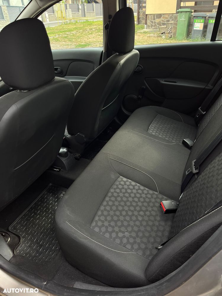 Dacia Logan 2014 photo 4