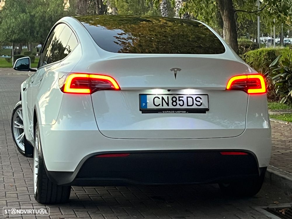 Tesla Model Y RWD - 7