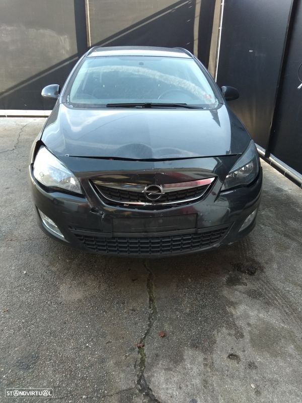 Para Peças Opel Astra J Sports Tourer (P10) - 1