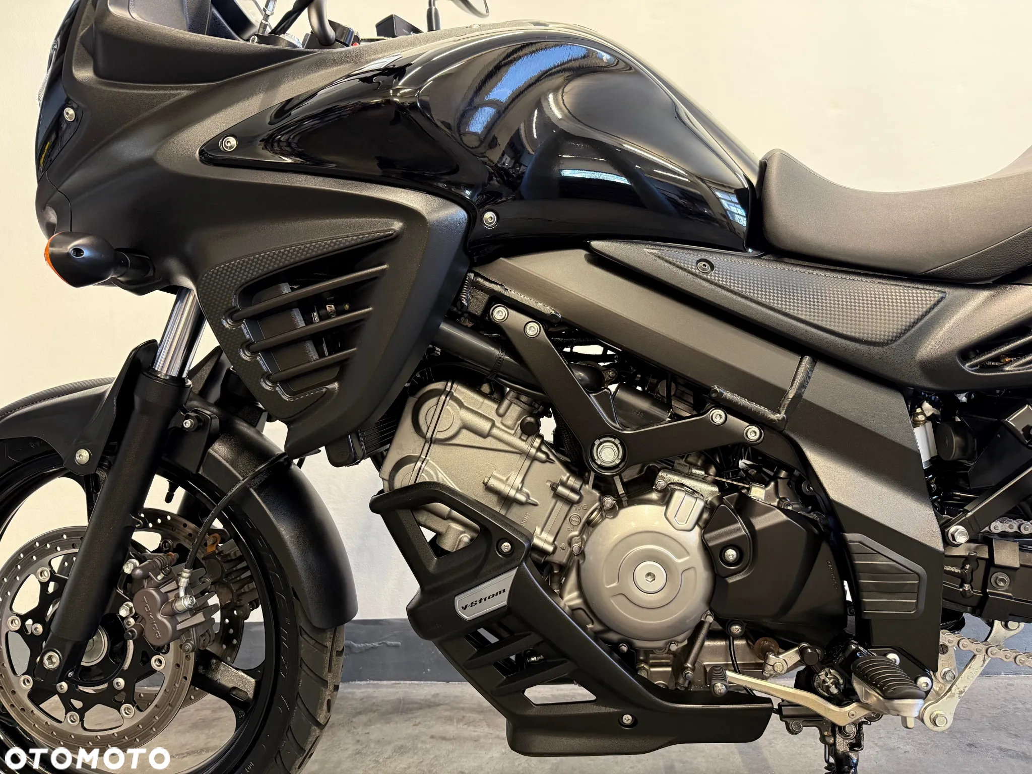 Suzuki V-STROM - 18