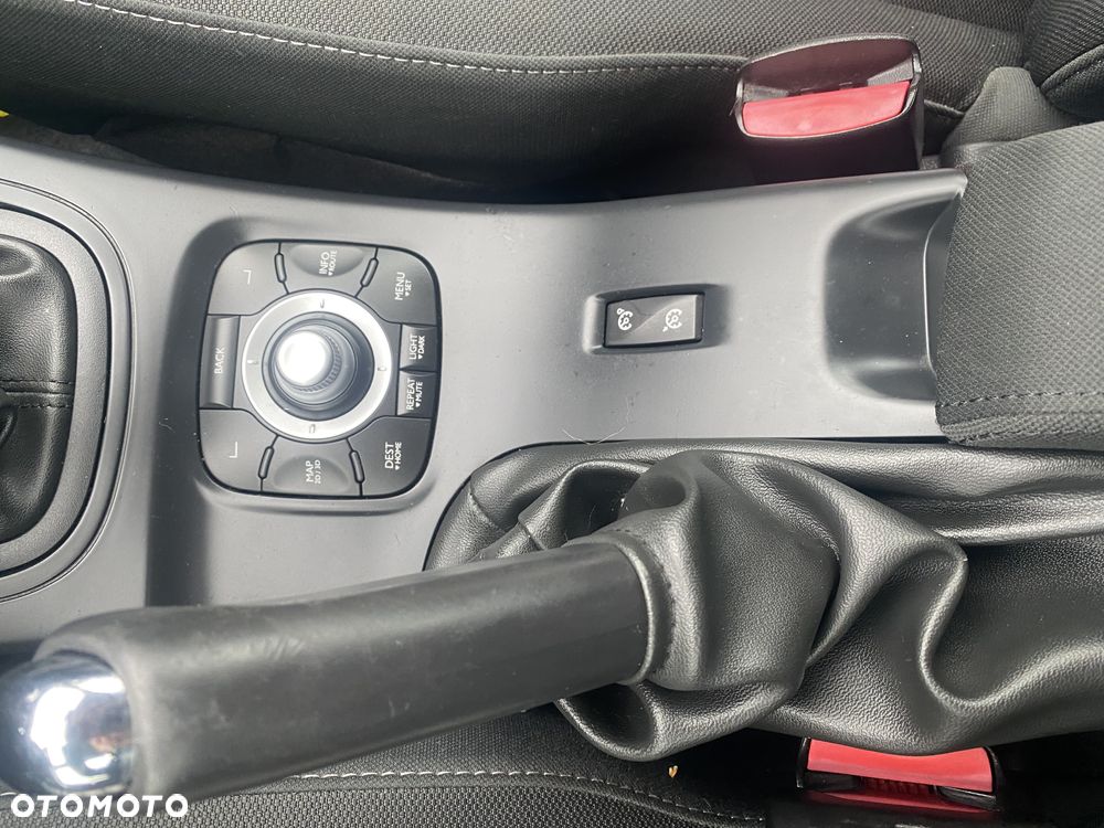 Renault Megane 1.6 16V 100 TomTom Edition - 16