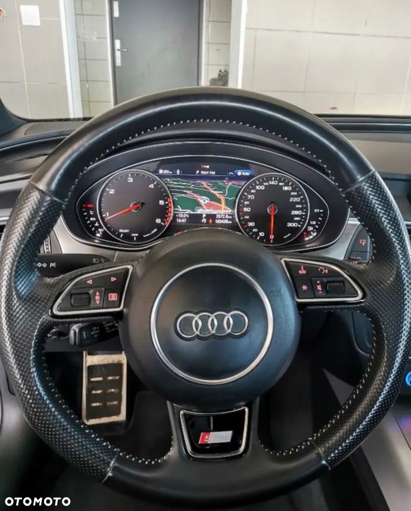 Audi A6 Avant 2.0 TDI quattro S tronic - 10