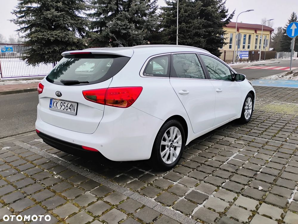 Kia Ceed 1.4 CRDi 90 Spirit - 3