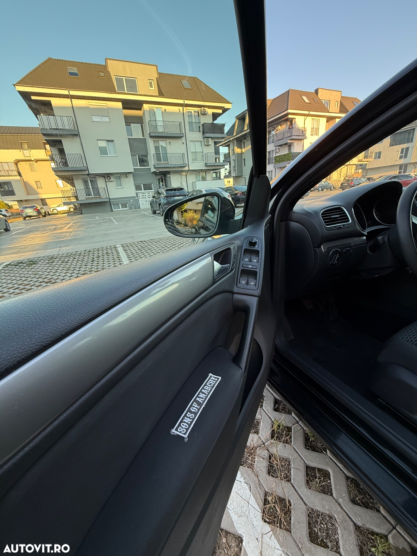 Volkswagen Golf - 14