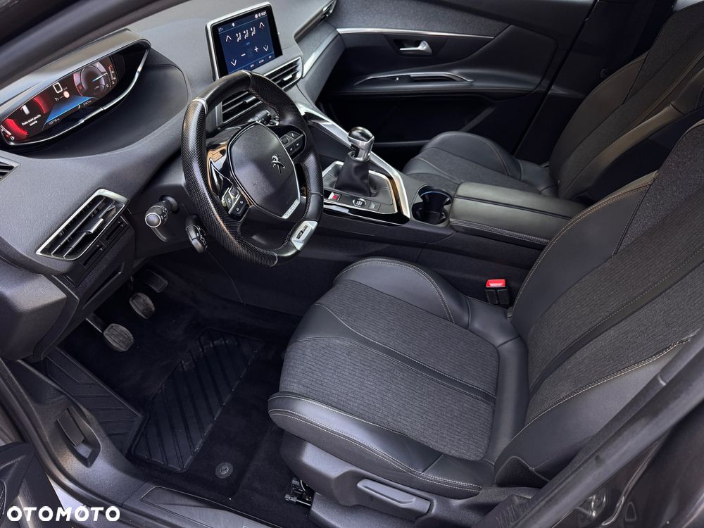 Peugeot 3008 1.5 BlueHDi GT S&S - 5