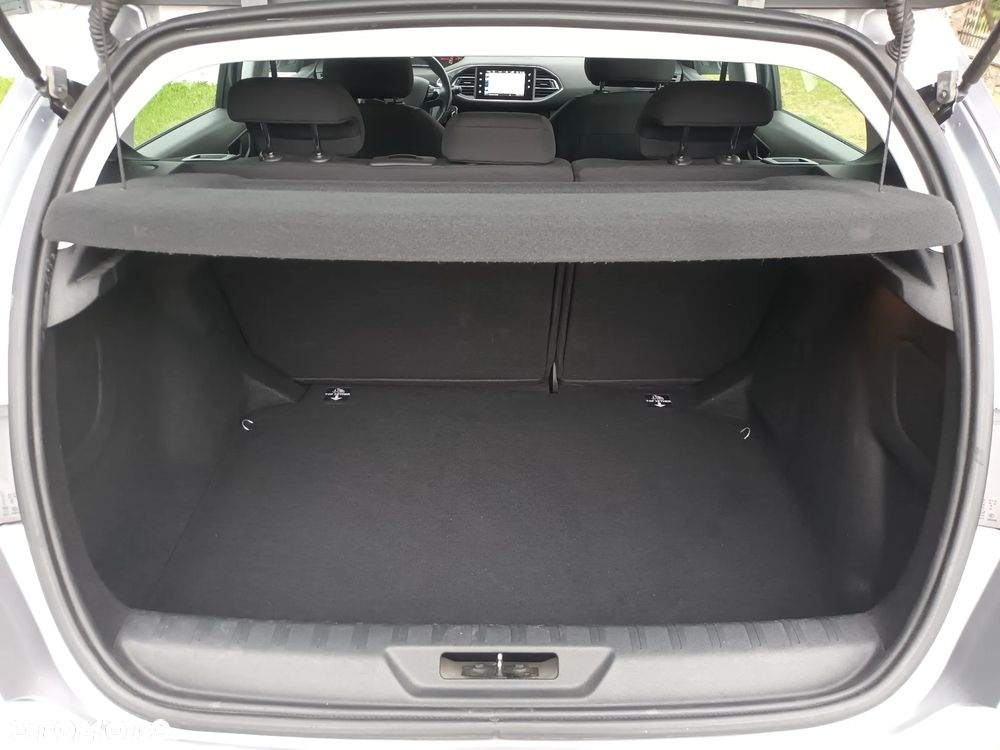 Peugeot 308 - 19
