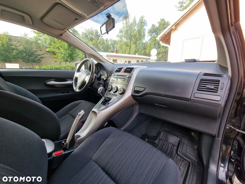 Toyota Auris 1.4 D-4D Luna MM - 33