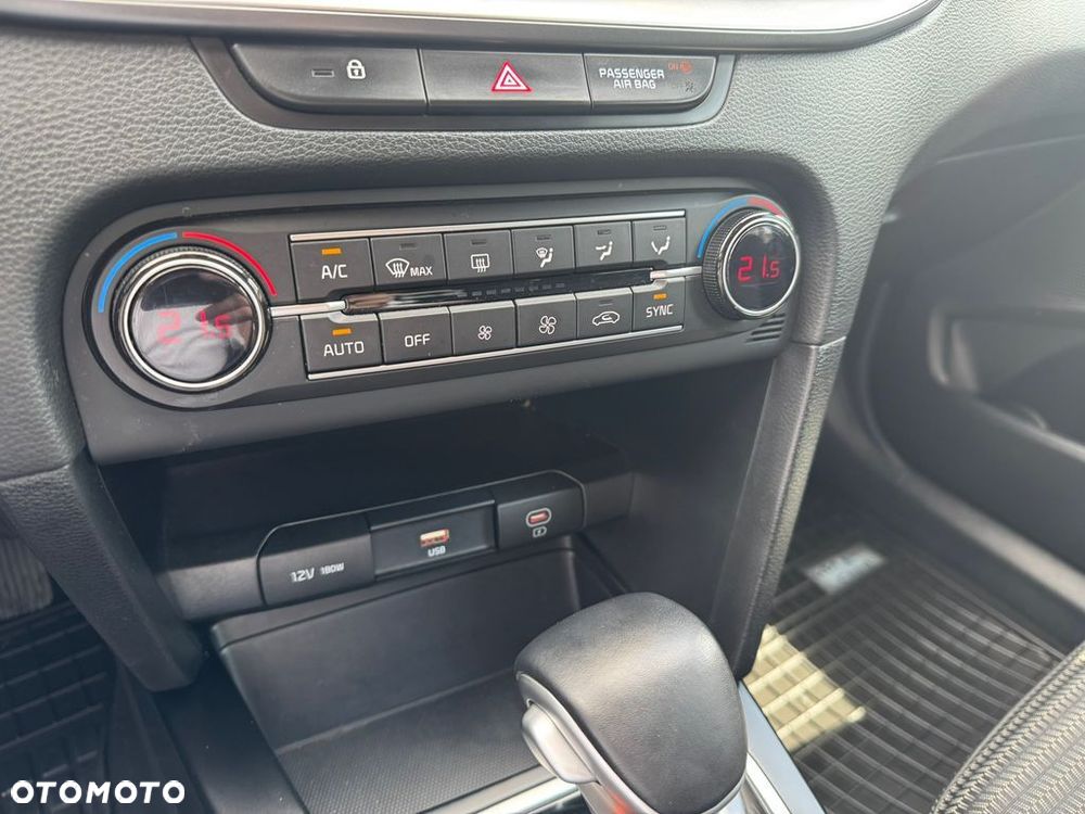 Kia XCeed 1.5 T-GDI M DCT - 13