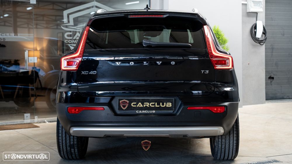 Volvo XC 40 1.5 T3 Momentum Geartronic - 9