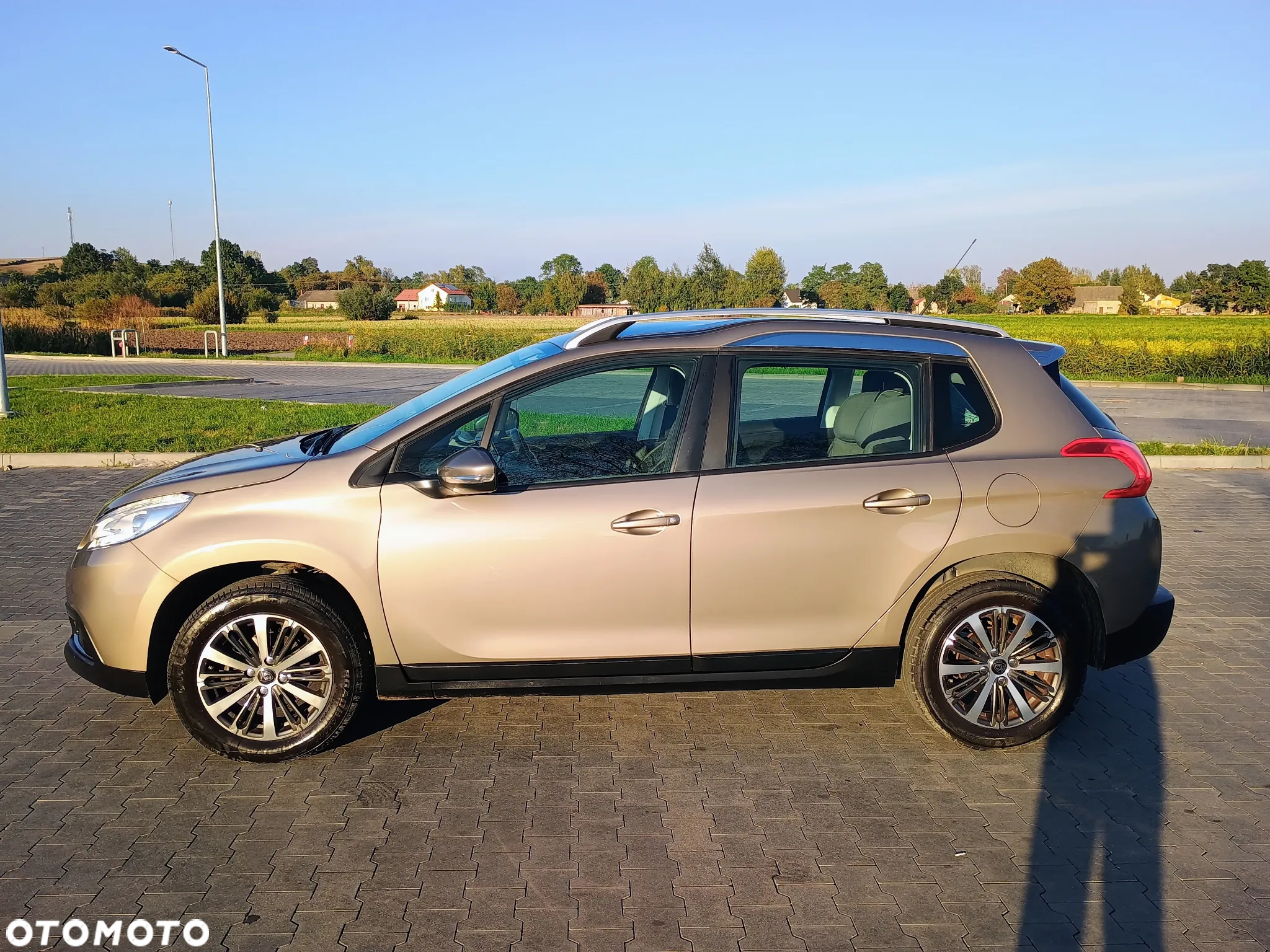 Peugeot 2008 1.2 Pure Tech Active - 2