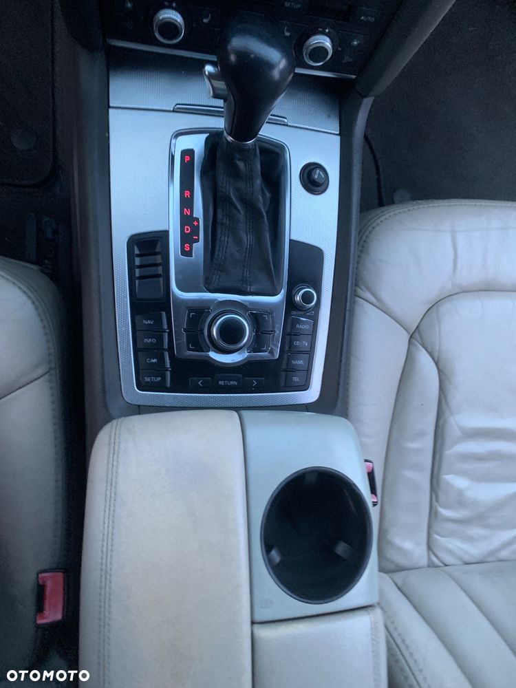 Audi Q7 3.0 TDI Quattro Tiptronic - 24
