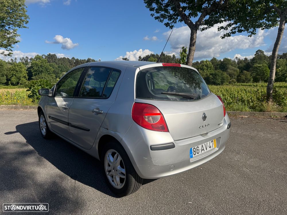 Renault Clio 1.5 dCi Confort - 3
