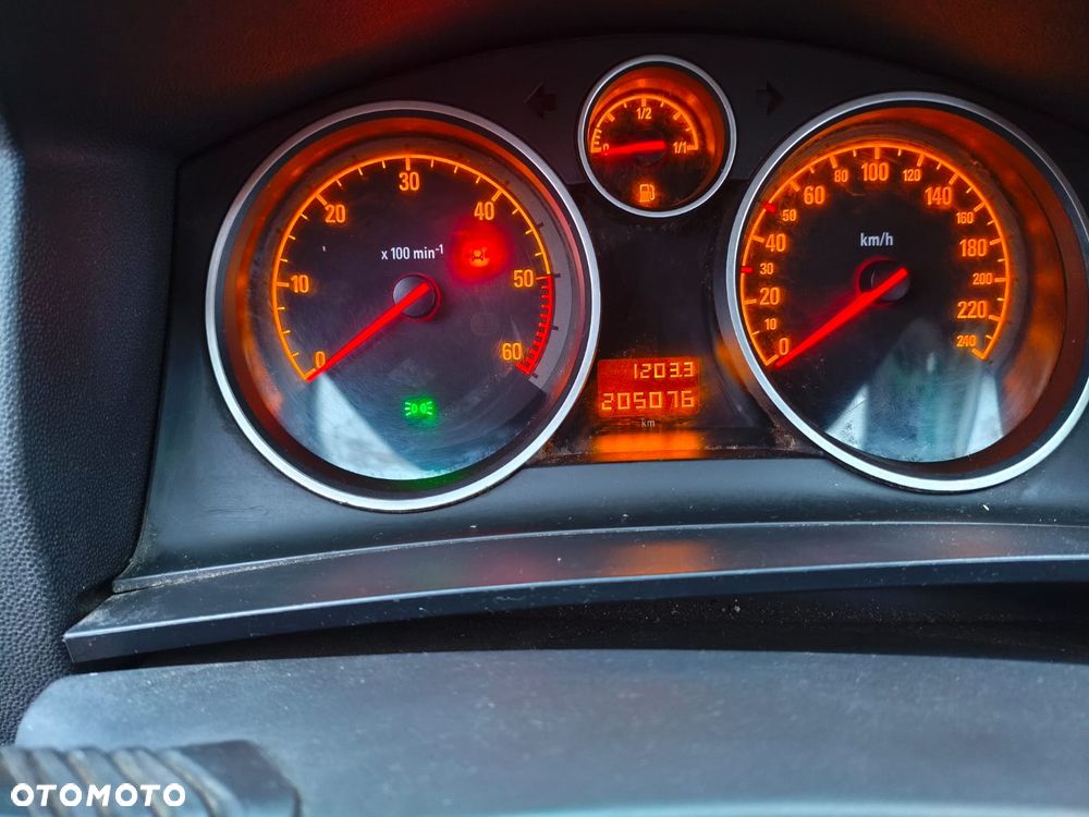 Opel Zafira 1.9 CDTI - 9